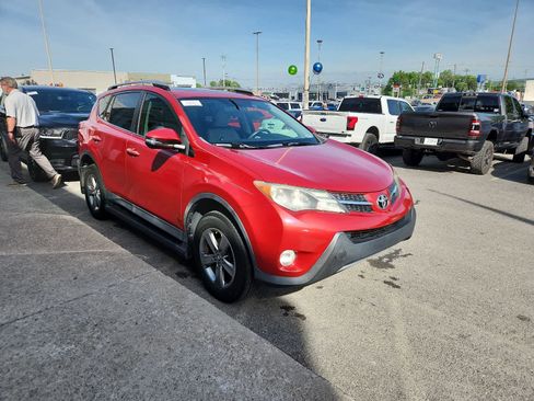 Used 2015 Toyota RAV4 XLE FWD image 7