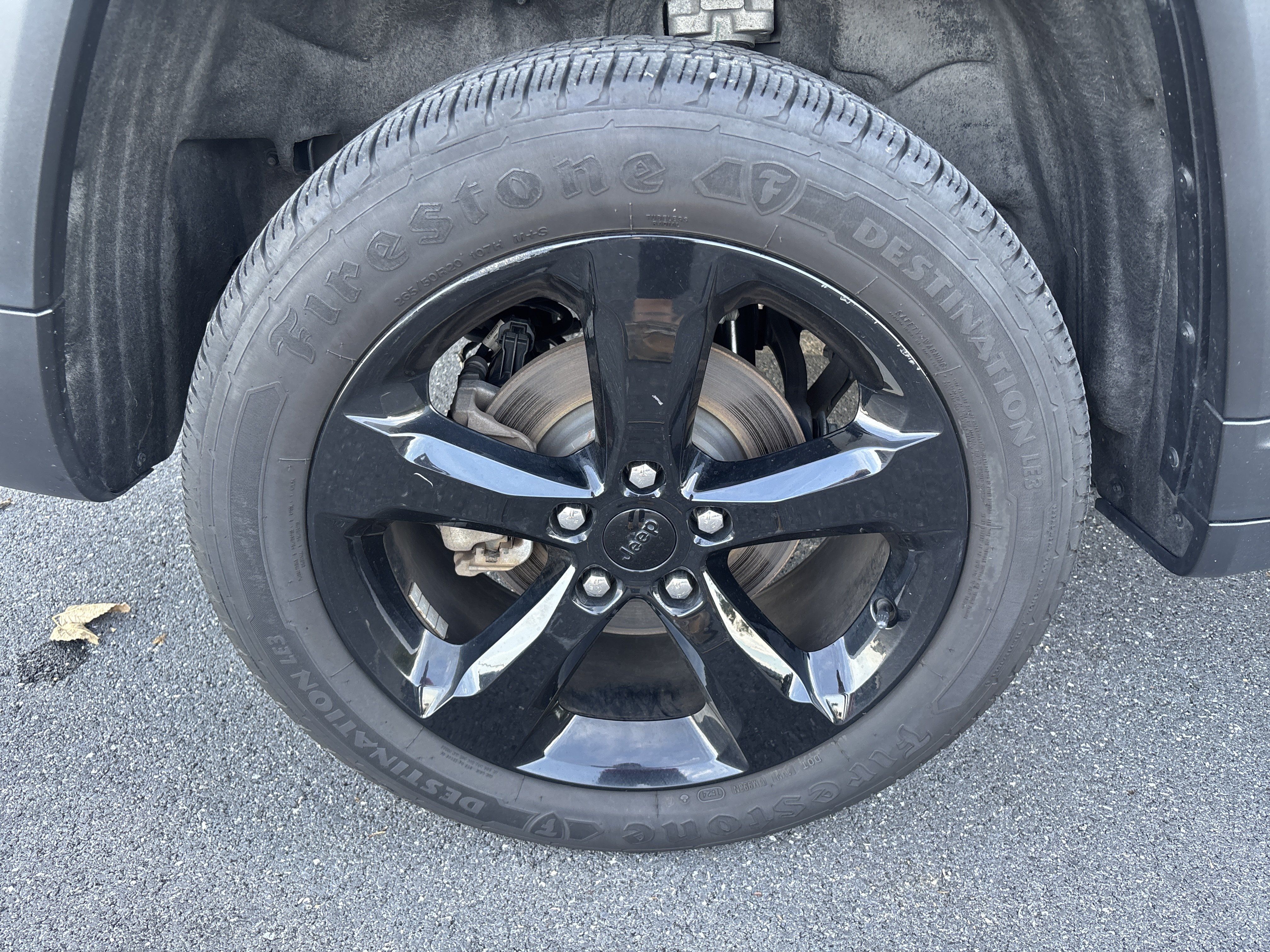 Used 2023 Jeep Grand Cherokee Altitude AWD/4WD image 36