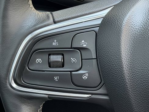 Used 2023 Buick Encore GX Essence w/ Advanced Technology Package AWD/4WD image 23