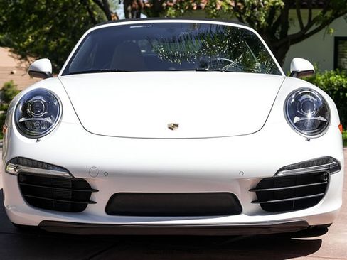 Used 2015 Porsche 911 Carrera S RWD image 21