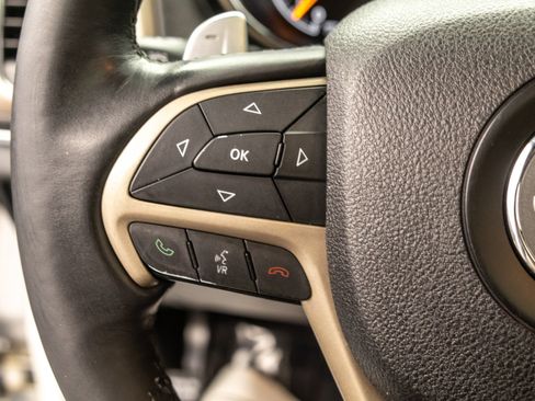 Used 2016 Jeep Grand Cherokee Summit AWD/4WD image 19