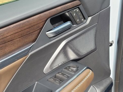 New 2026 GMC Acadia Denali Ultimate w/ LPO, Floor Liner Package image 10