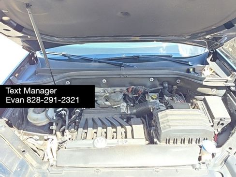 Used 2019 Volkswagen Atlas SE w/ Towing Package AWD/4WD image 11