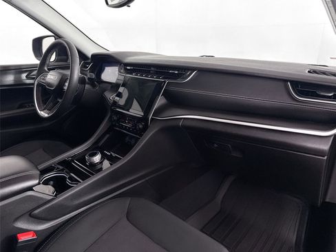 Used 2023 Jeep Grand Cherokee L Laredo w/ Luxury Tech Group I image 45