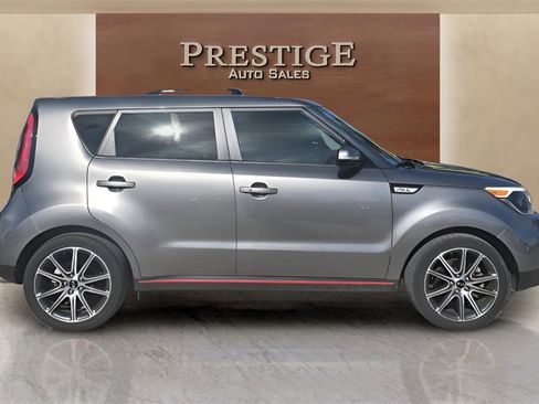 Used 2018 Kia Soul ! image 24