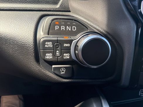 Used 2025 RAM 1500 Big Horn AWD/4WD image 22