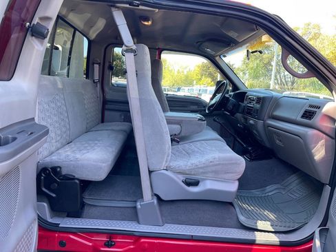 Used 2000 Ford F250 XLT image 14