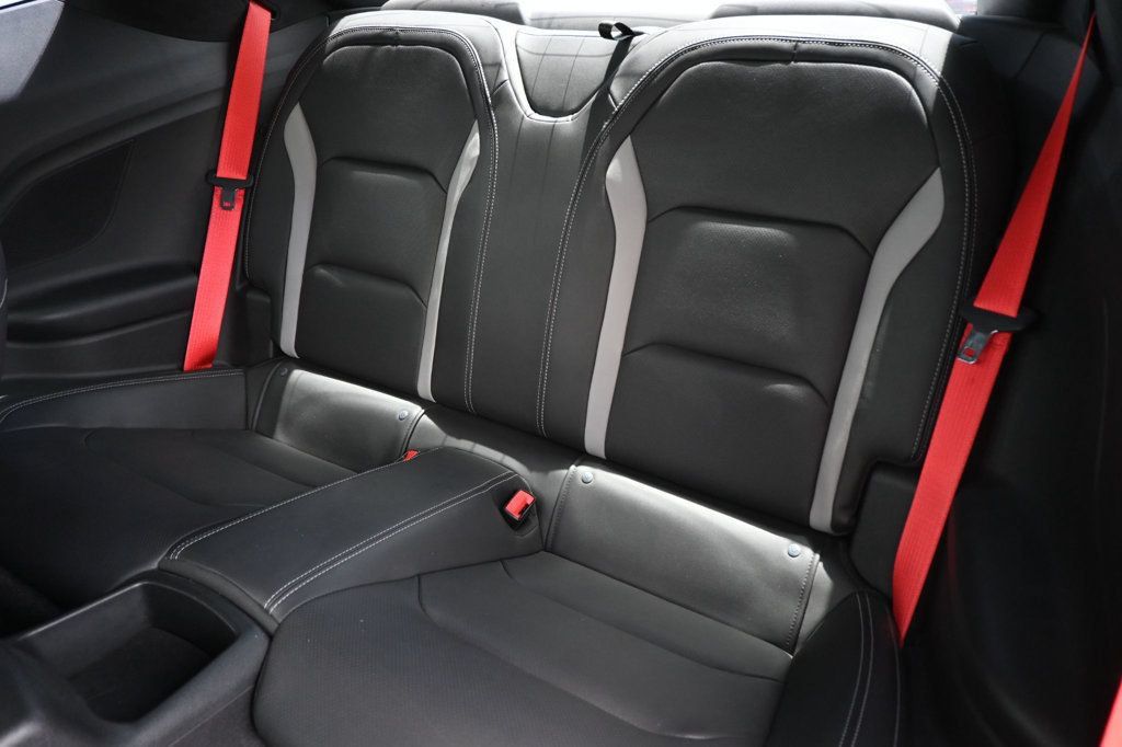 Used 2020 Chevrolet Camaro SS RWD image 17