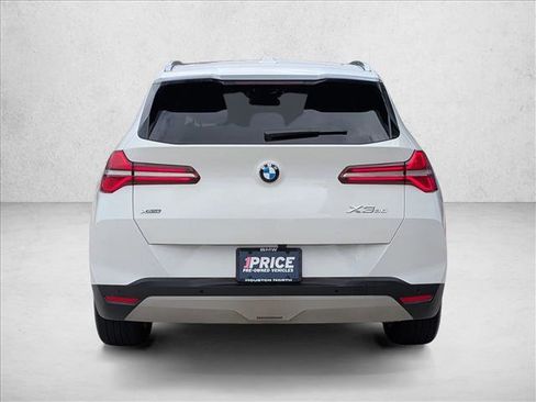 Used 2025 BMW X3 xDrive30i w/ Convenience Package image 7