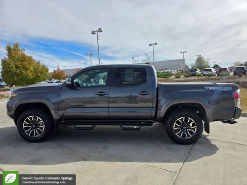 Used 2023 Toyota Tacoma TRD Sport image 4
