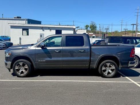Used 2022 RAM 1500 Laramie AWD/4WD image 4