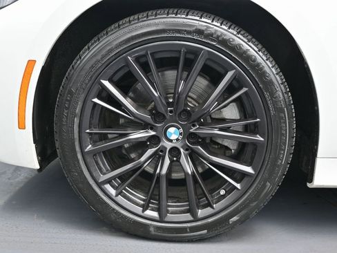 Used 2024 BMW 330i xDrive Sedan w/ Convenience Package image 10