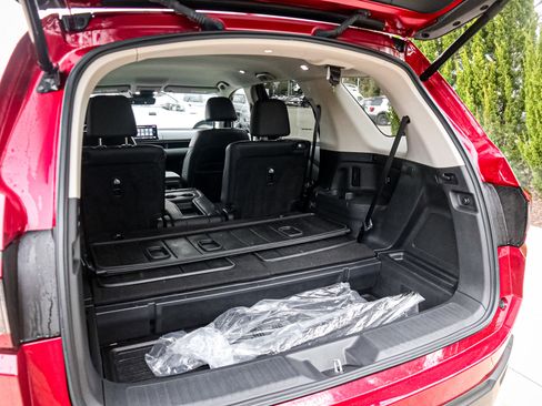 Certified 2025 Honda Pilot EX-L image 30