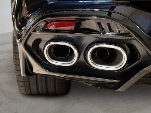 New 2026 Aston Martin Vanquish Convertible image 45