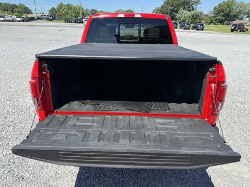 Used 2016 Ford F150 Lariat w/ Equipment Group 502A Luxury AWD/4WD image 16