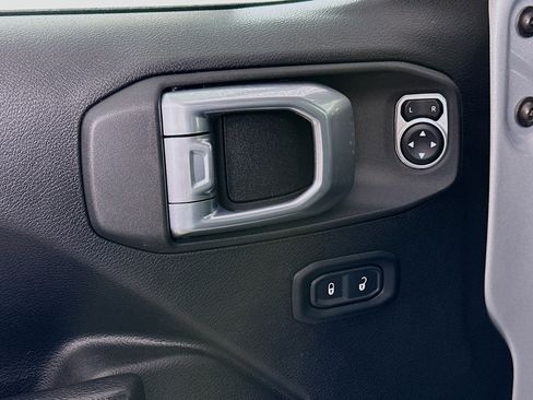 Used 2023 Jeep Wrangler Unlimited Rubicon 4xe w/ Safety Group image 15