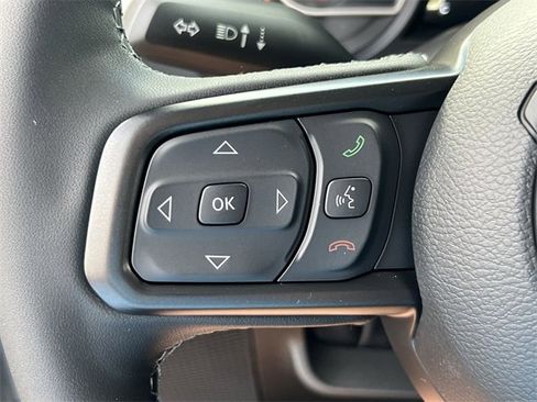 New 2025 Jeep Gladiator Sport image 25