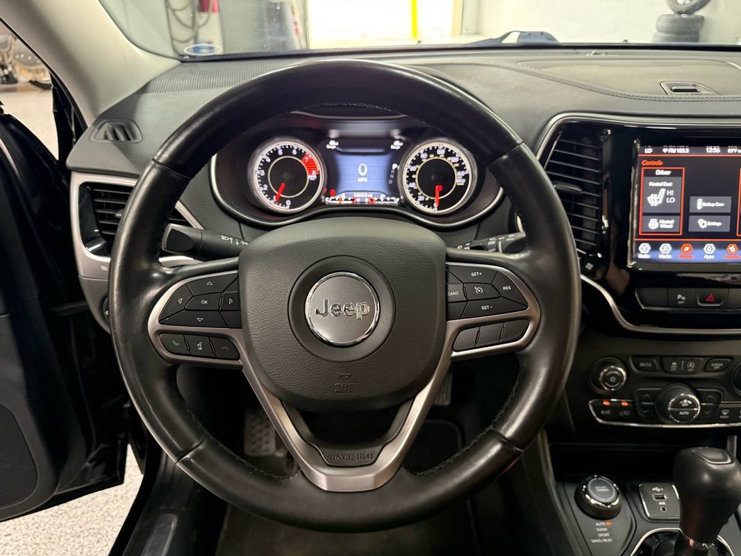 Used 2020 Jeep Cherokee Limited AWD/4WD image 24