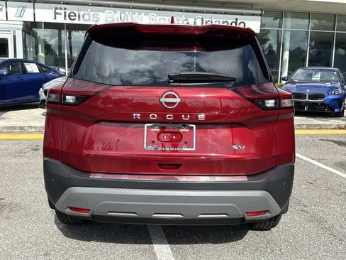 Used 2023 Nissan Rogue SV FWD image 4