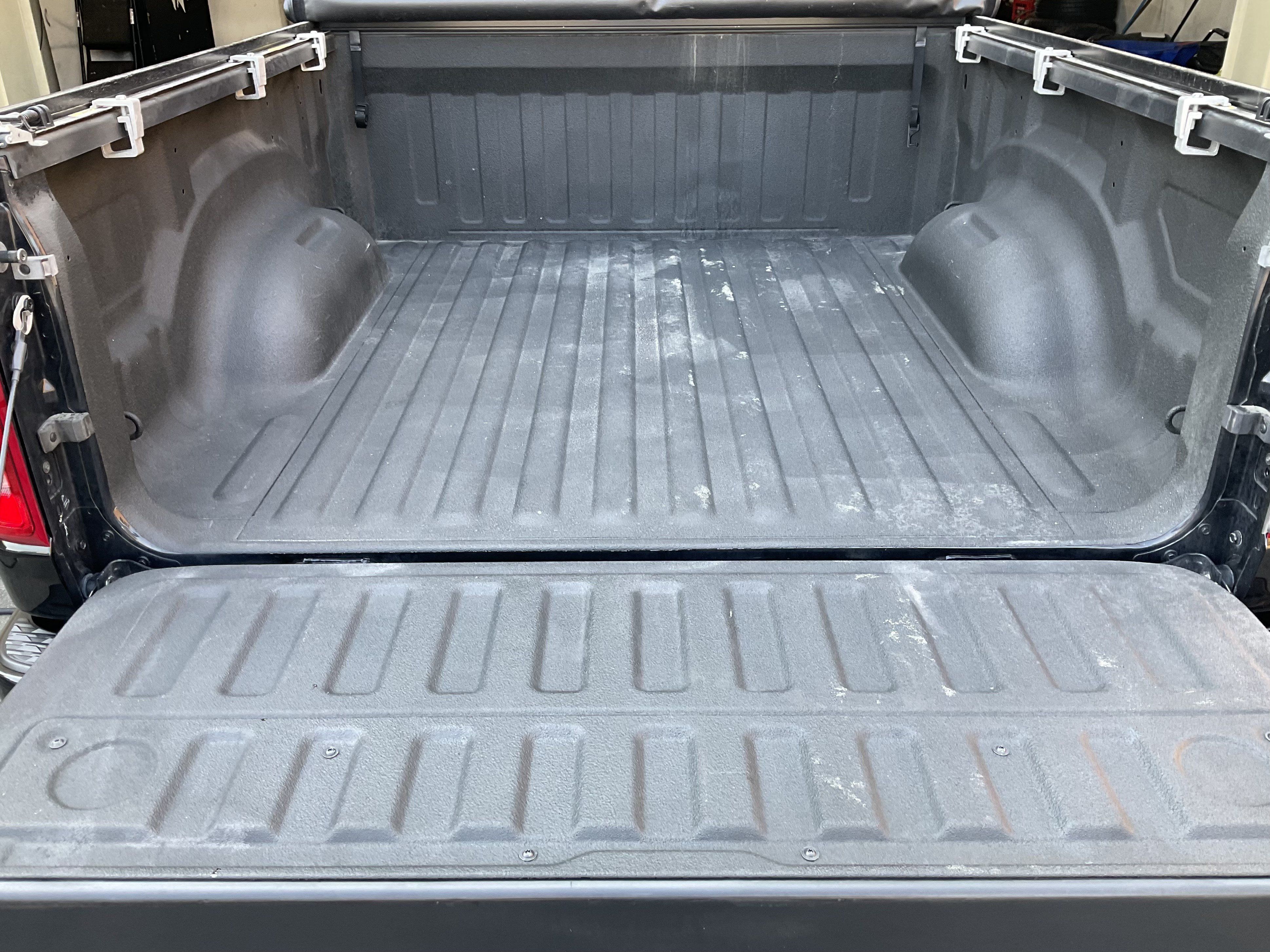 Used 2023 RAM 1500 Limited w/ Body-Colour Bumper Group AWD/4WD image 43