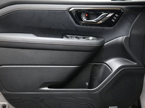 New 2026 Subaru Forester Touring image 23