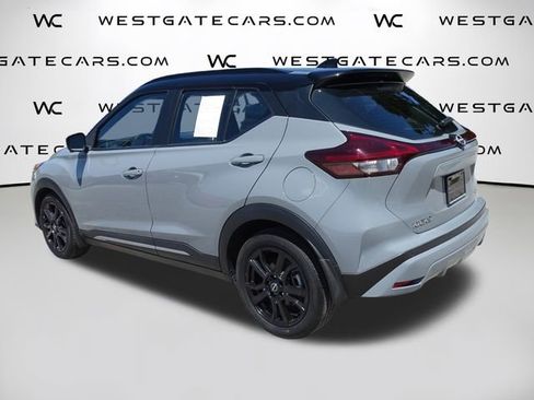 Used 2022 Nissan Kicks SR image 7