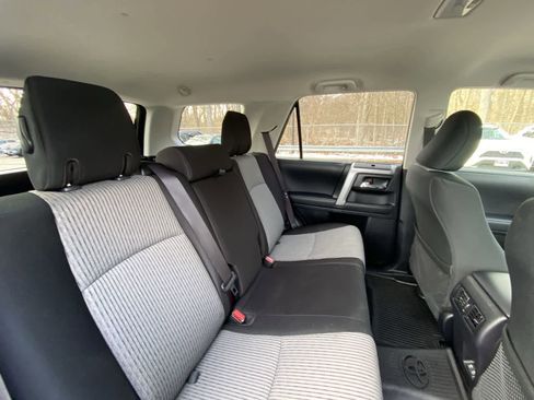 Used 2020 Toyota 4Runner SR5 image 25