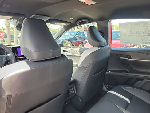 New 2026 Toyota Camry SE w/ Convenience Package FWD image 25