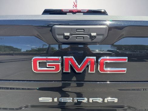 New 2026 GMC Sierra 1500 AT4 w/ AT4 Premium Package AWD/4WD image 31