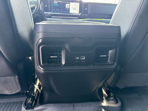 Used 2025 Chevrolet Silverado 2500 LT w/ Safety Package image 33