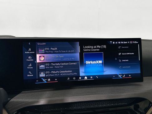 Used 2025 BMW 330i xDrive Sedan w/ M Sport Package image 12