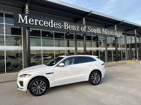 Used 2026 Jaguar F-PACE R-Dynamic S image 1