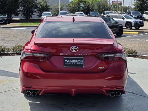 Used 2022 Toyota Camry XSE FWD image 3