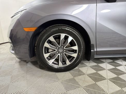Used 2023 Honda Odyssey EX-L image 12