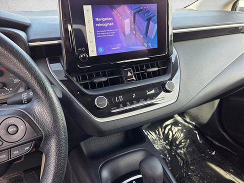 Used 2023 Toyota Corolla LE image 14