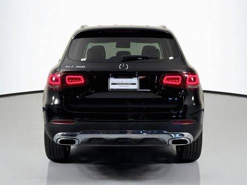 Used 2022 Mercedes-Benz GLC 300 image 4