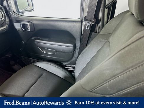 Used 2023 Jeep Wrangler Unlimited Sport AWD/4WD image 27