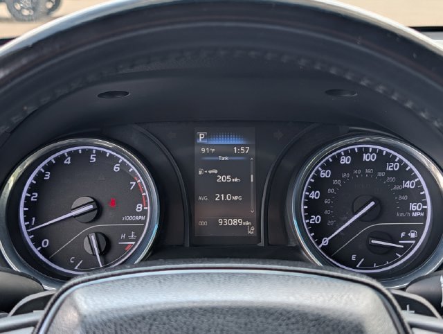 Used 2020 Toyota Camry SE FWD image 13