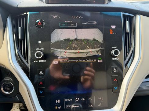 Used 2021 Subaru Outback Limited image 24