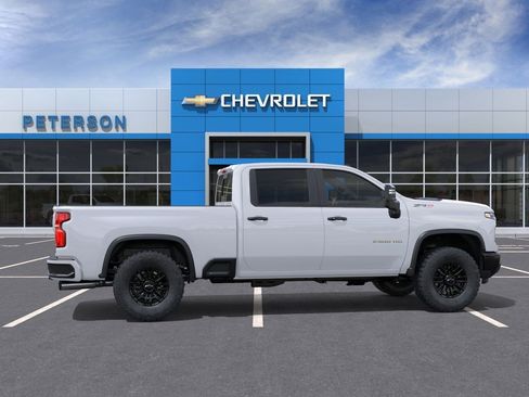 New 2026 Chevrolet Silverado 2500 ZR2 image 5