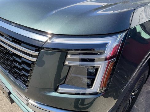 New 2026 Nissan Armada Platinum image 34