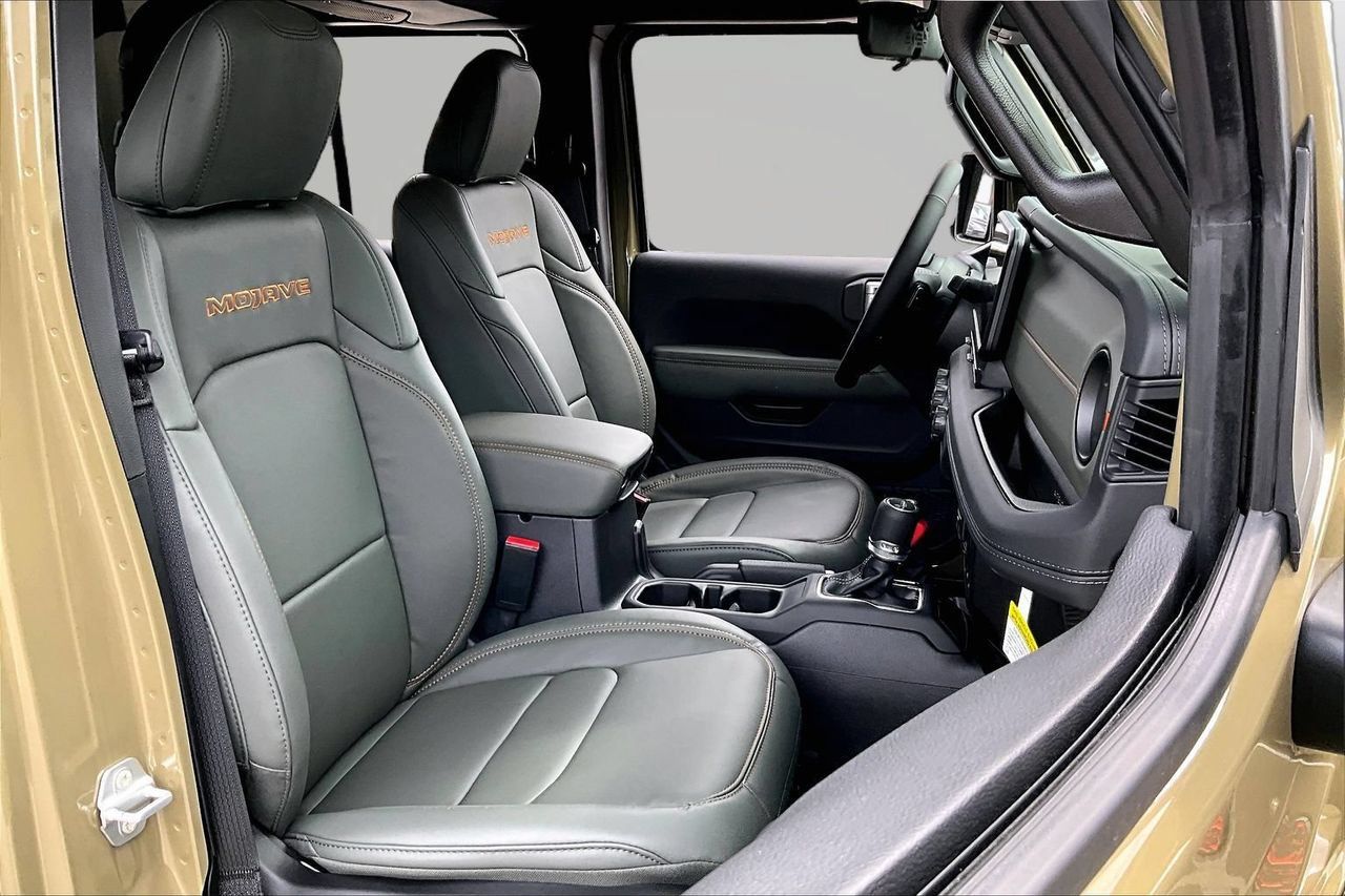 New 2026 Jeep Gladiator Mojave AWD/4WD image 18