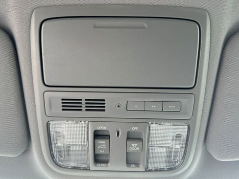 Used 2021 Honda CR-V EX-L image 32