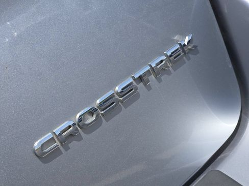 Used 2019 Subaru Crosstrek 2.0i Premium AWD/4WD image 11