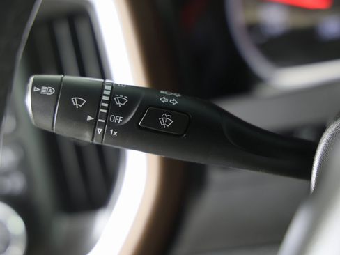 Used 2019 Chevrolet Silverado 1500 High Country w/ Technology Package image 25