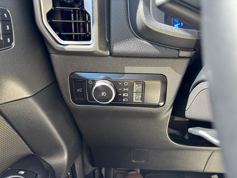 Used 2025 Ford Bronco Sport Outer Banks AWD/4WD image 14