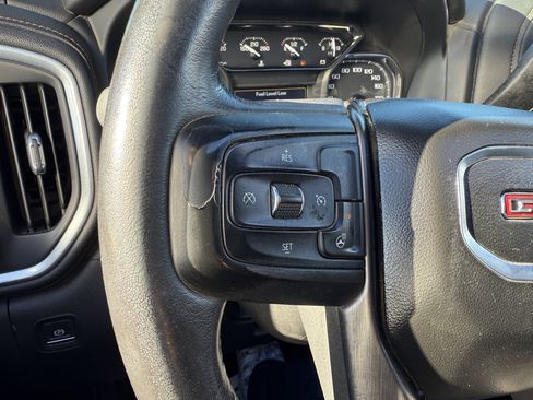 Used 2021 GMC Sierra 2500 AT4 w/ AT4 Preferred Package image 19