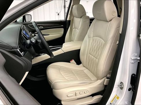 Used 2023 Buick Enclave Avenir w/ Avenir Technology Package FWD image 24