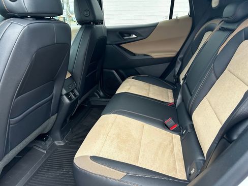 New 2026 Chevrolet Equinox ACTIV w/ Convenience Package III AWD/4WD image 17