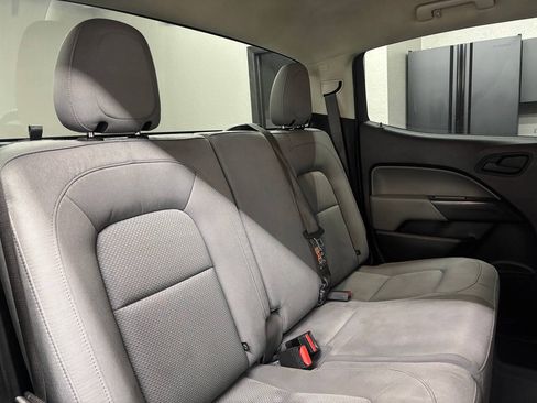 Used 2019 Chevrolet Colorado W/T w/ WT Convenience Package RWD image 21